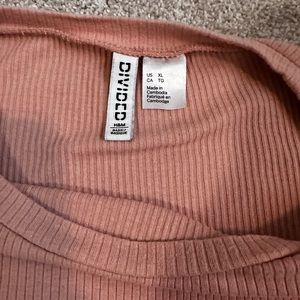 H&M Cropped Long Sleeve Tee